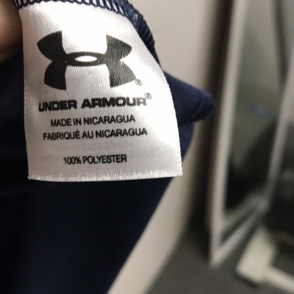 Under Armour- shirt - Picture 5 of 5